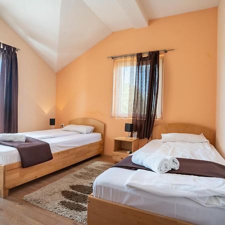Garni Hotel Mali Predah Knjazevac Exteriör bild