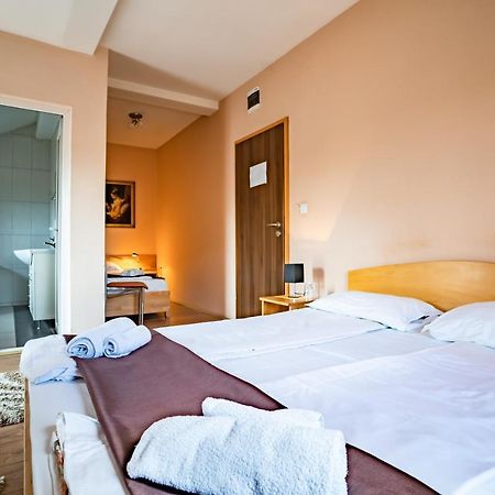 Garni Hotel Mali Predah Knjazevac Exteriör bild